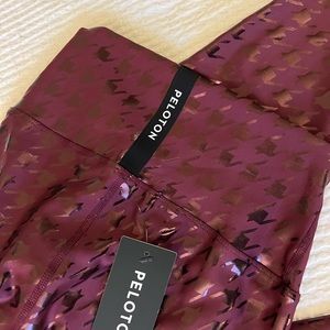 peloton houndstooth leggings